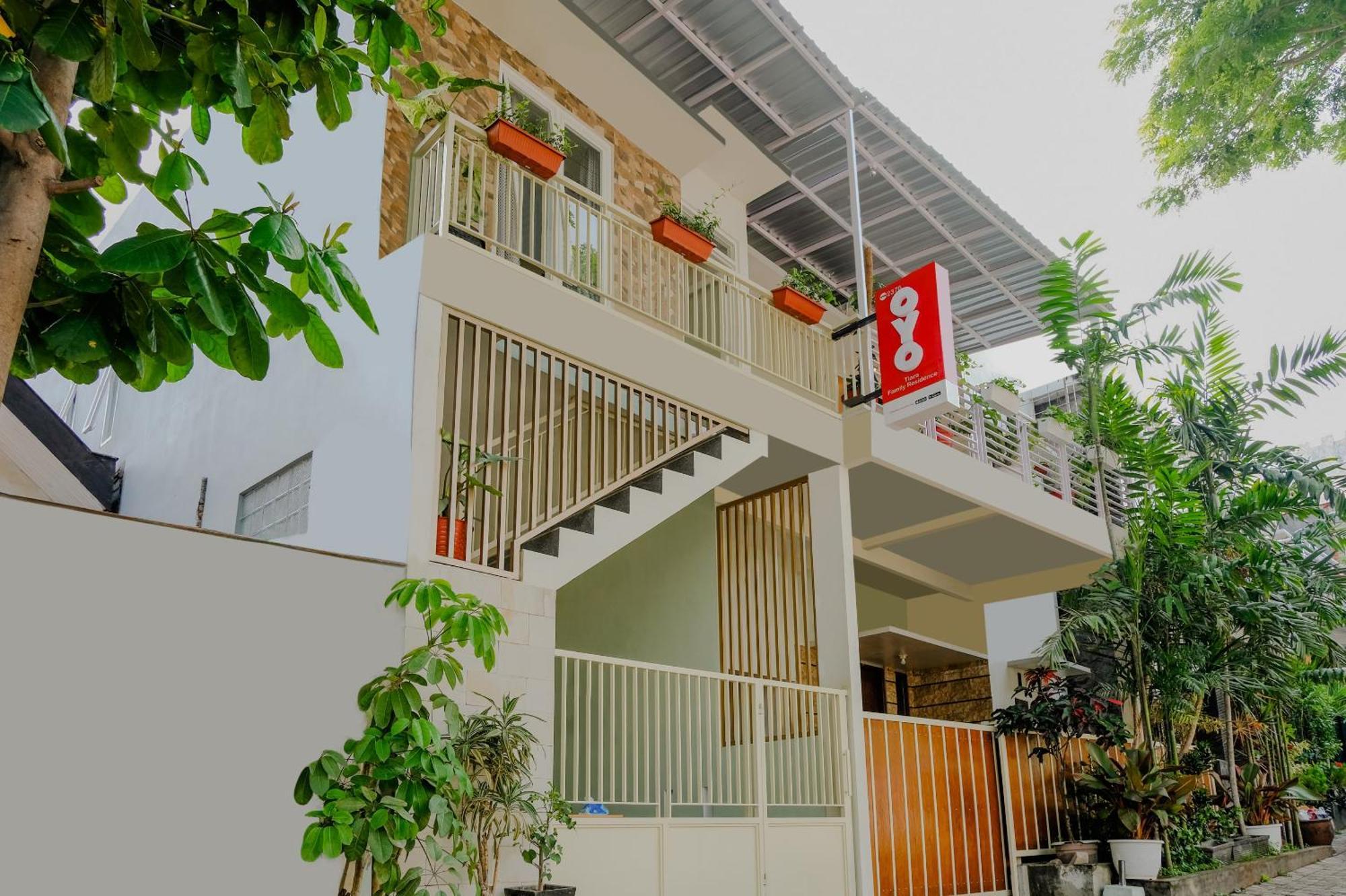 โอโย 2376 เทียรา แฟมิลี เรสซิเดนซ์ Hotel บาตู ภายนอก รูปภาพ